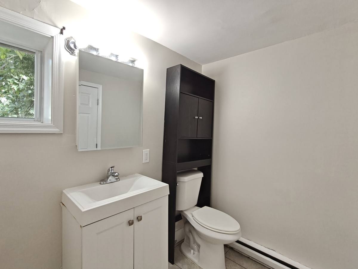 Apartment for rent at 14 N New Rd, Pleasantville, NJ 08232
