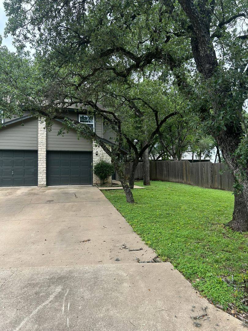 Apartment for rent at 11700 Sierra Nevada Lane, Austin, TX 78759