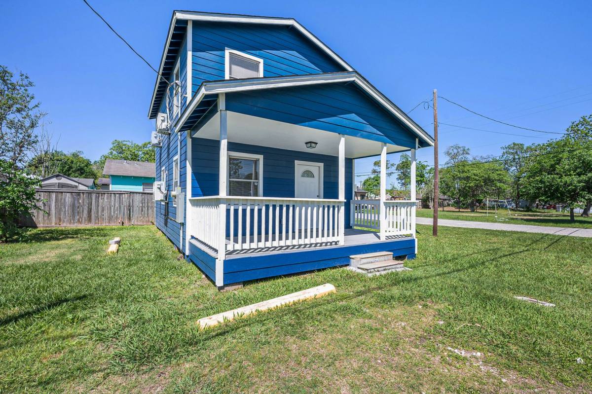 House for rent at 517 Center St, Richmond, TX 77469