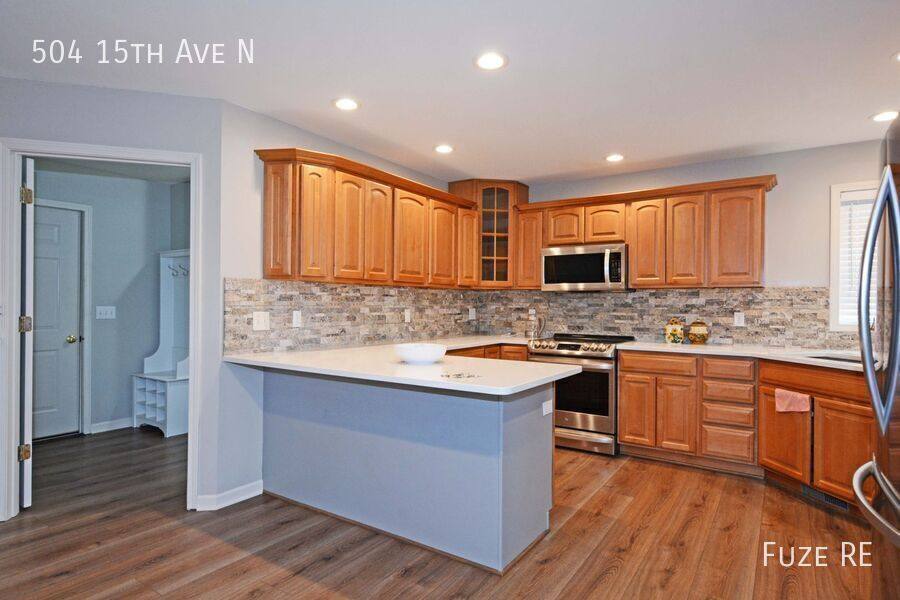 House for rent at 504 15th Ave N, South Saint Paul, MN 55075