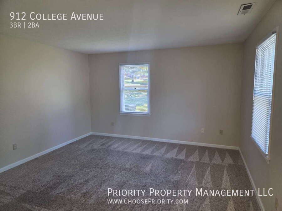 House for rent at 912 College Ave, Harrisonburg, VA 22802