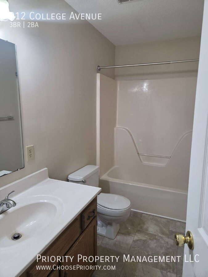 House for rent at 912 College Ave, Harrisonburg, VA 22802