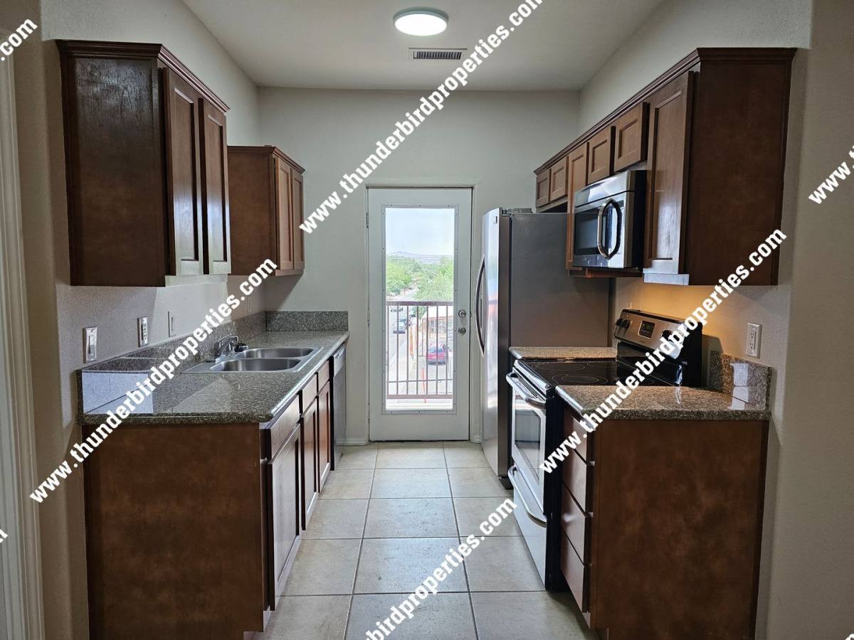 Apartment for rent at 4322 4th St NW, Albuquerque, NM 87107