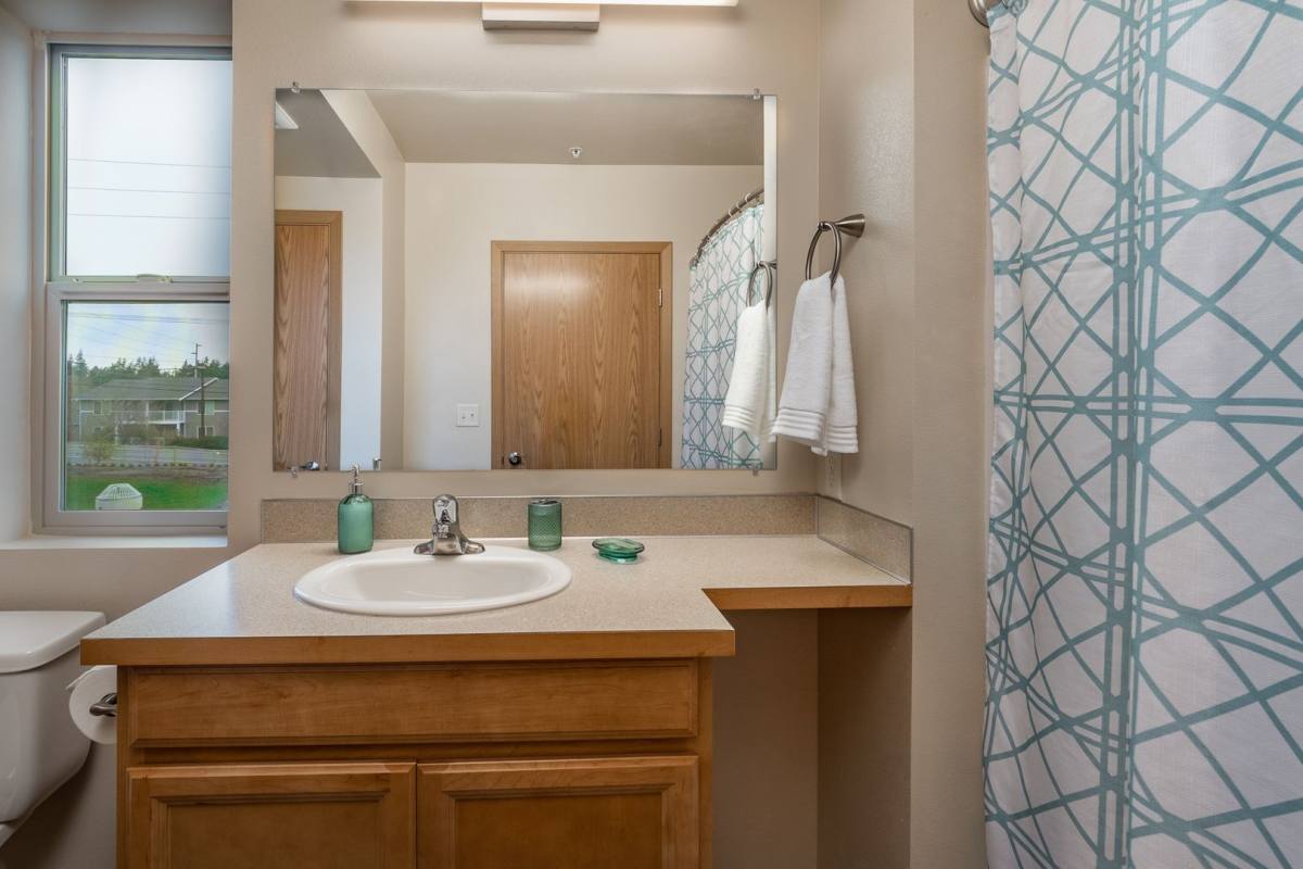 Apartment for rent at 1825 SW Mina Place, Oak Harbor, WA 98277