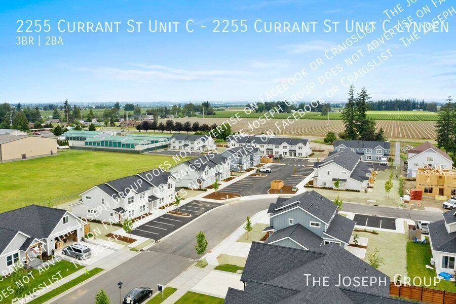 Townhouse for rent at 2255 Currant St #C, Lynden, WA 98264