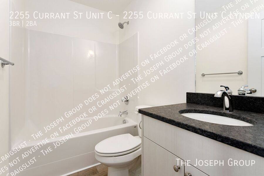 Townhouse for rent at 2255 Currant St #C, Lynden, WA 98264