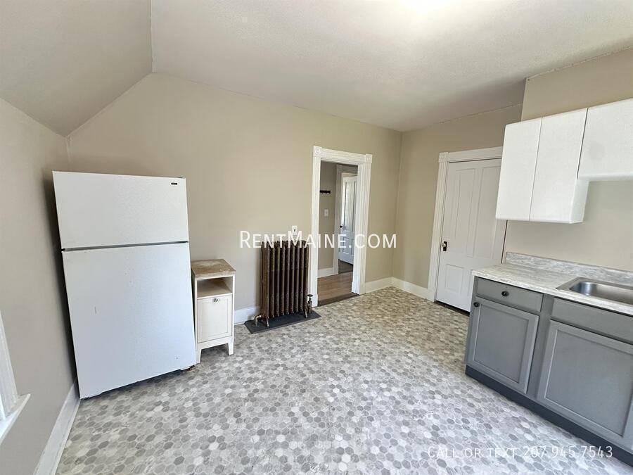 Apartment for rent at 151 4th St #1, Old Town, ME 04468