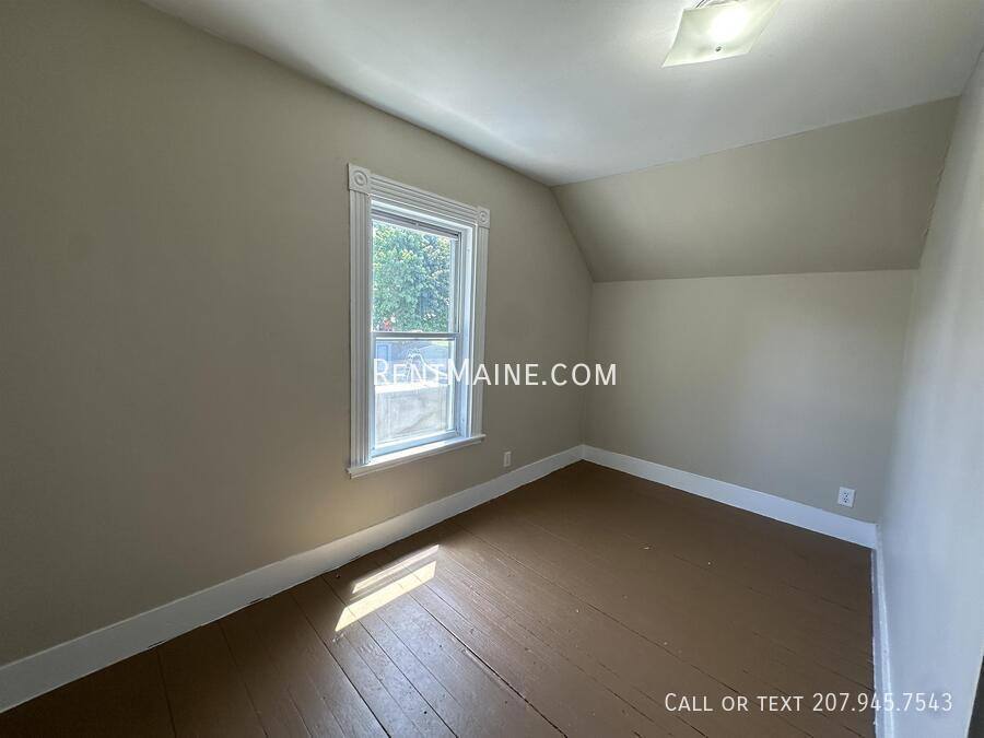 Apartment for rent at 151 4th St #1, Old Town, ME 04468