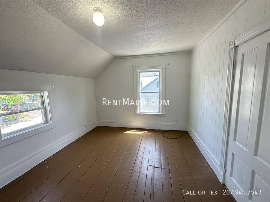 Apartment for rent at 151 4th St #1, Old Town, ME 04468