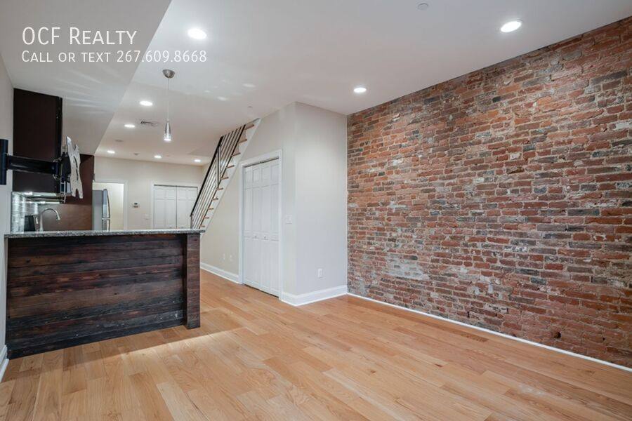 Apartment for rent at 724 N 3rd St #2F, Philadelphia, PA 19123