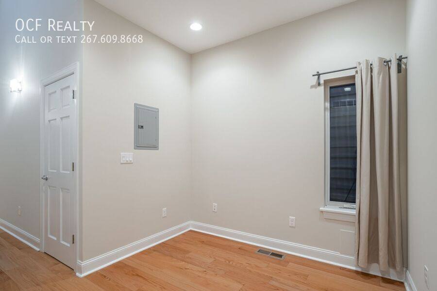 Apartment for rent at 724 N 3rd St #2F, Philadelphia, PA 19123