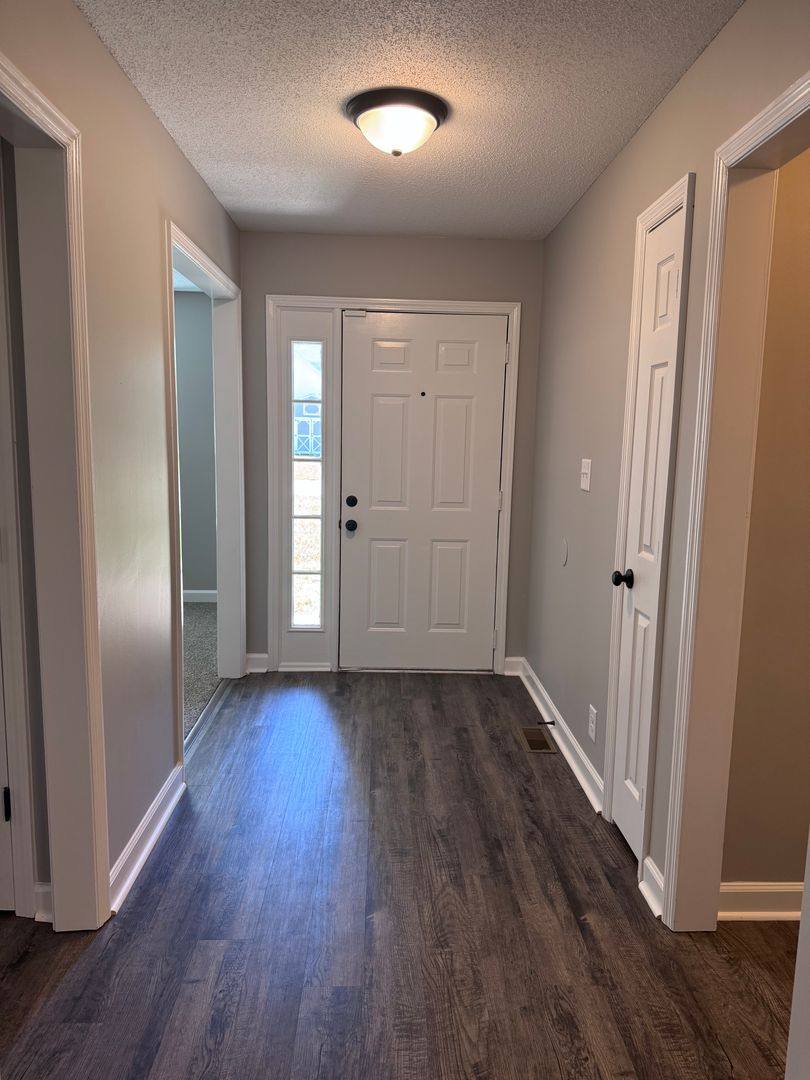 House for rent at 130 Shady Maple Dr, Clarksville, TN 37043
