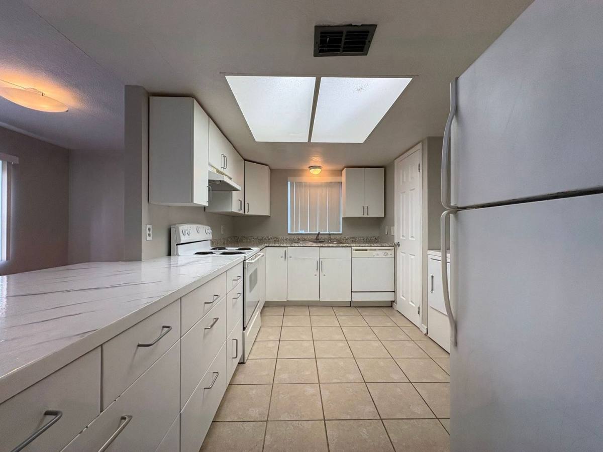 Apartment for rent at 9933 Sweepstakes Lane, Orlando, FL 32837