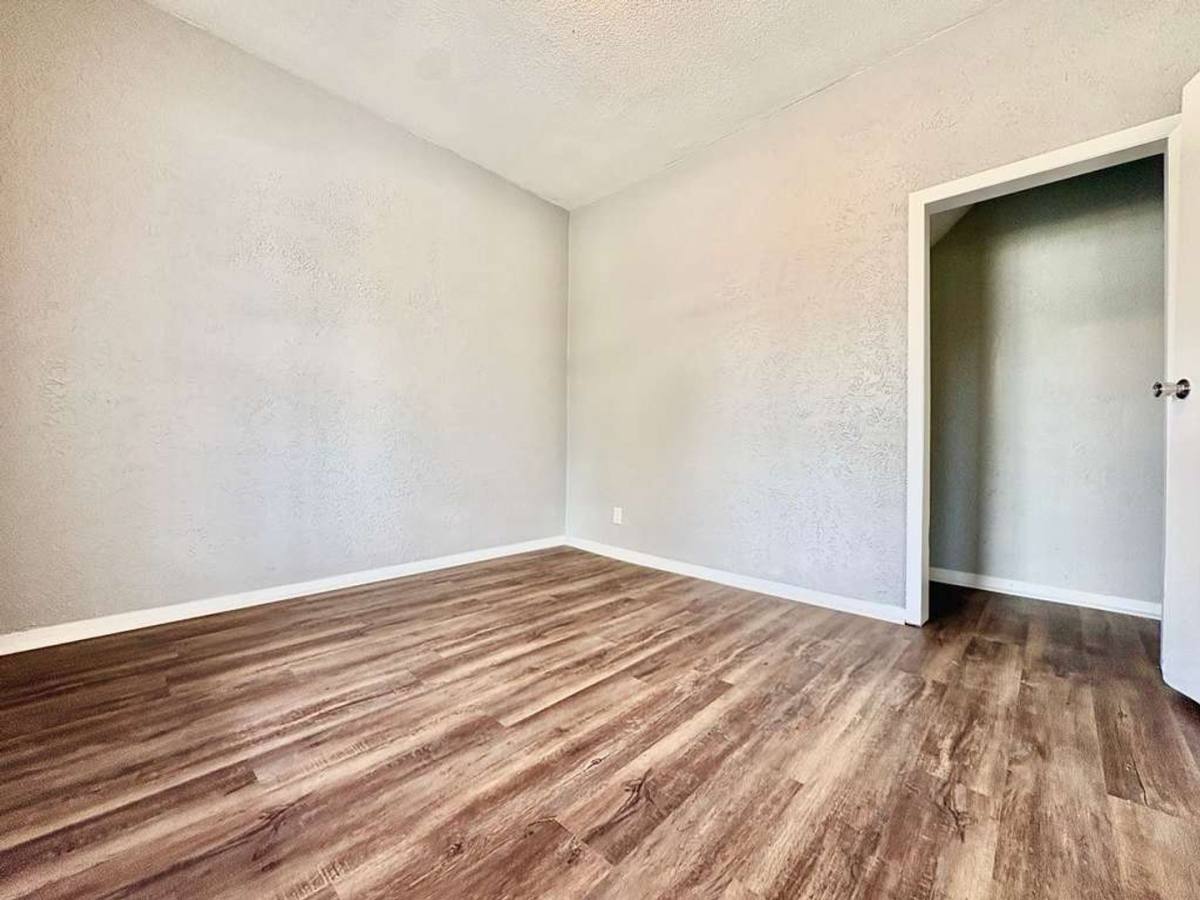 Apartment for rent at 3312 Mishawaka Ave, South Bend, IN 46615