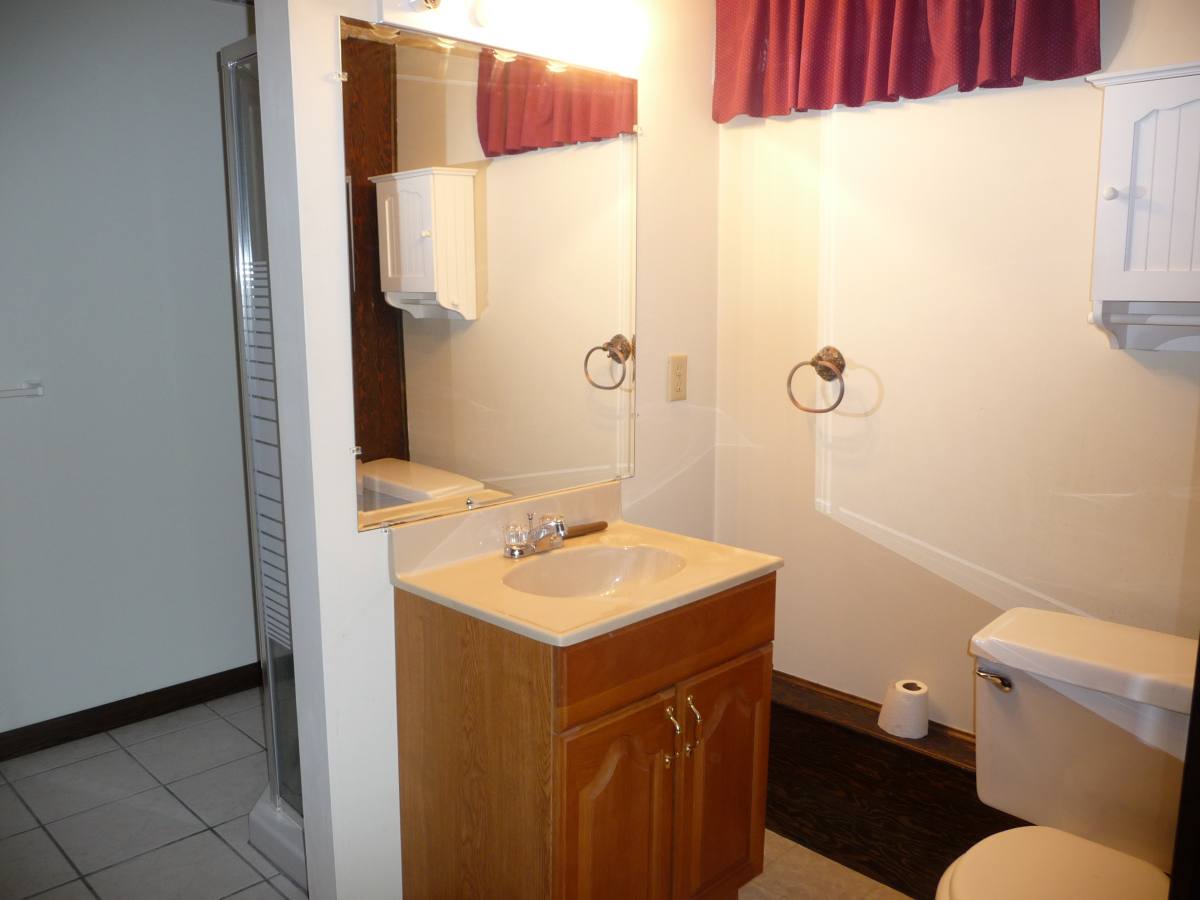 House for rent at 1047 Tyler St, Shakopee, MN 55379