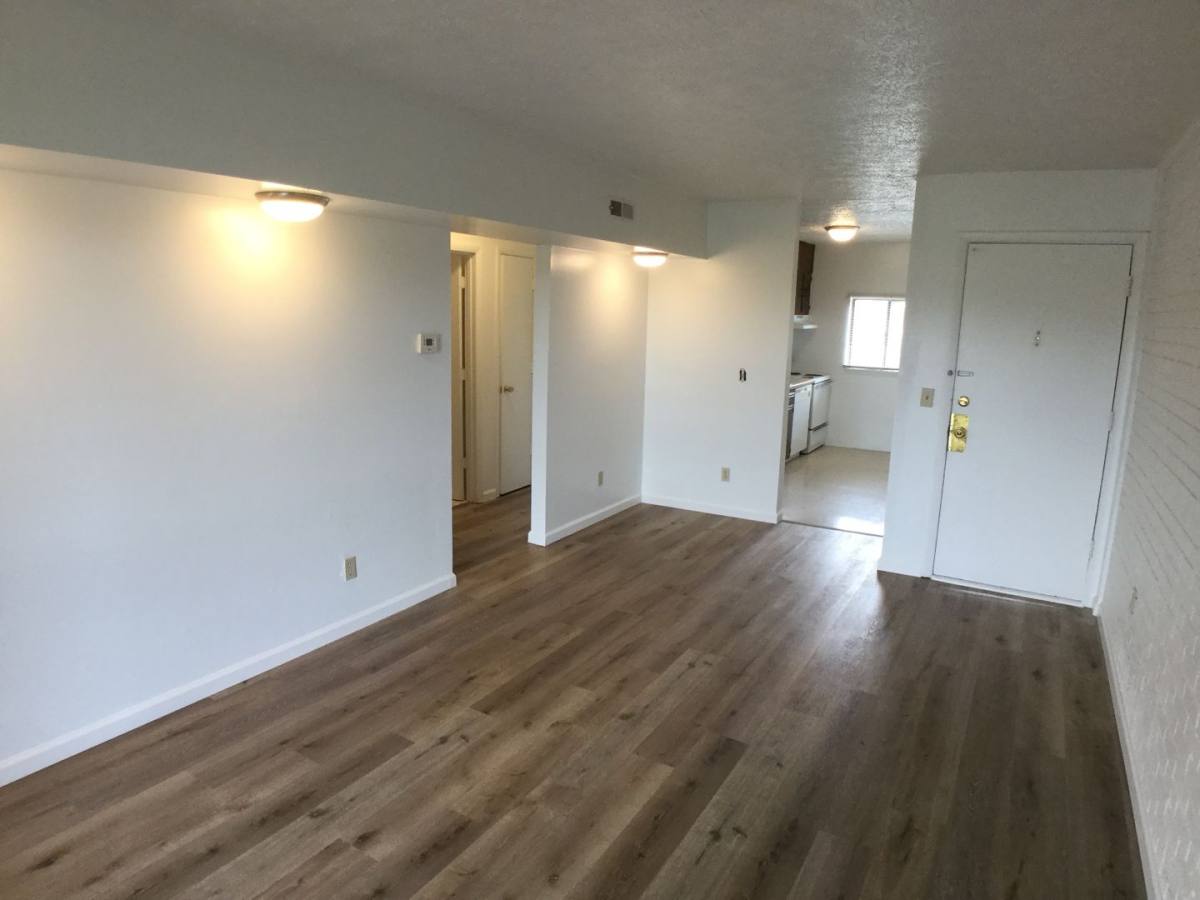 Apartment for rent at 1407 Pickett St, Radford, VA 24141
