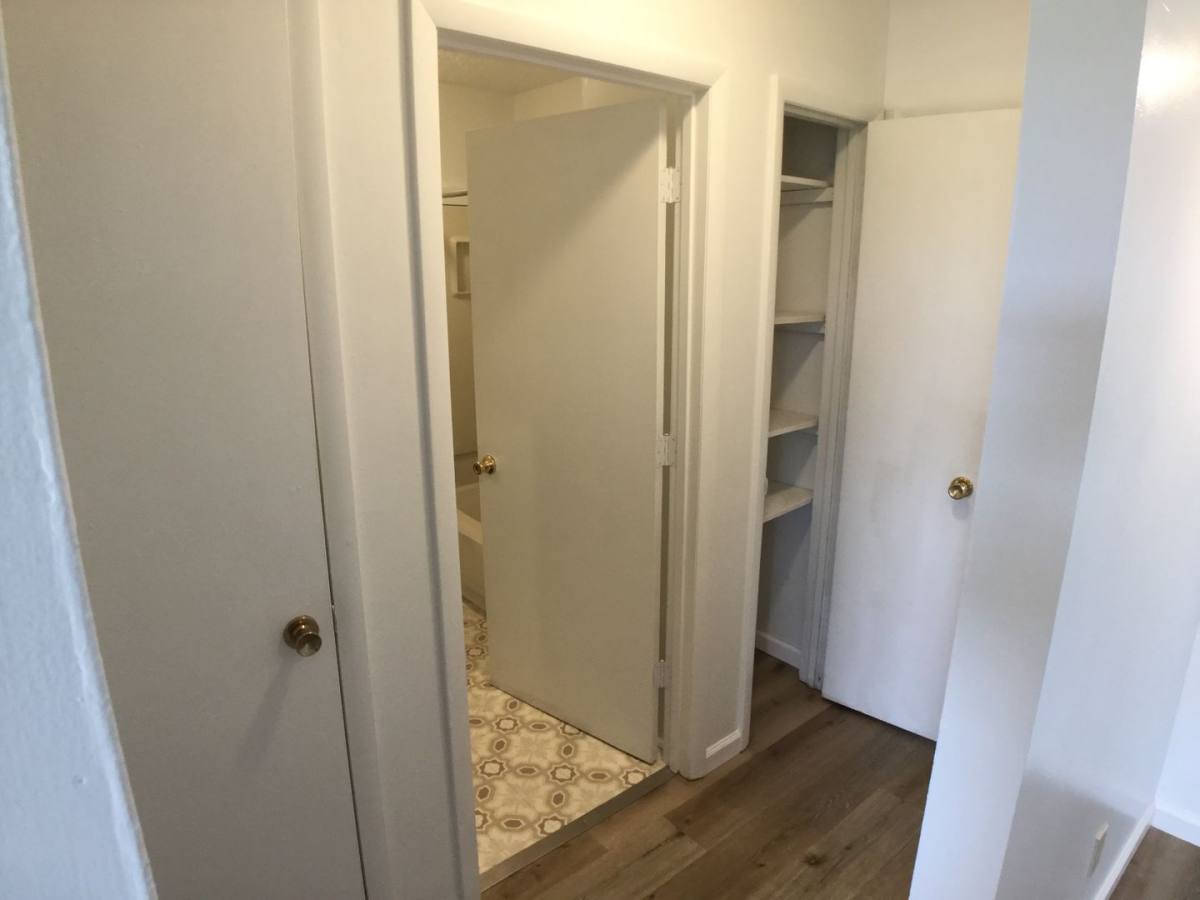 Apartment for rent at 1407 Pickett St, Radford, VA 24141