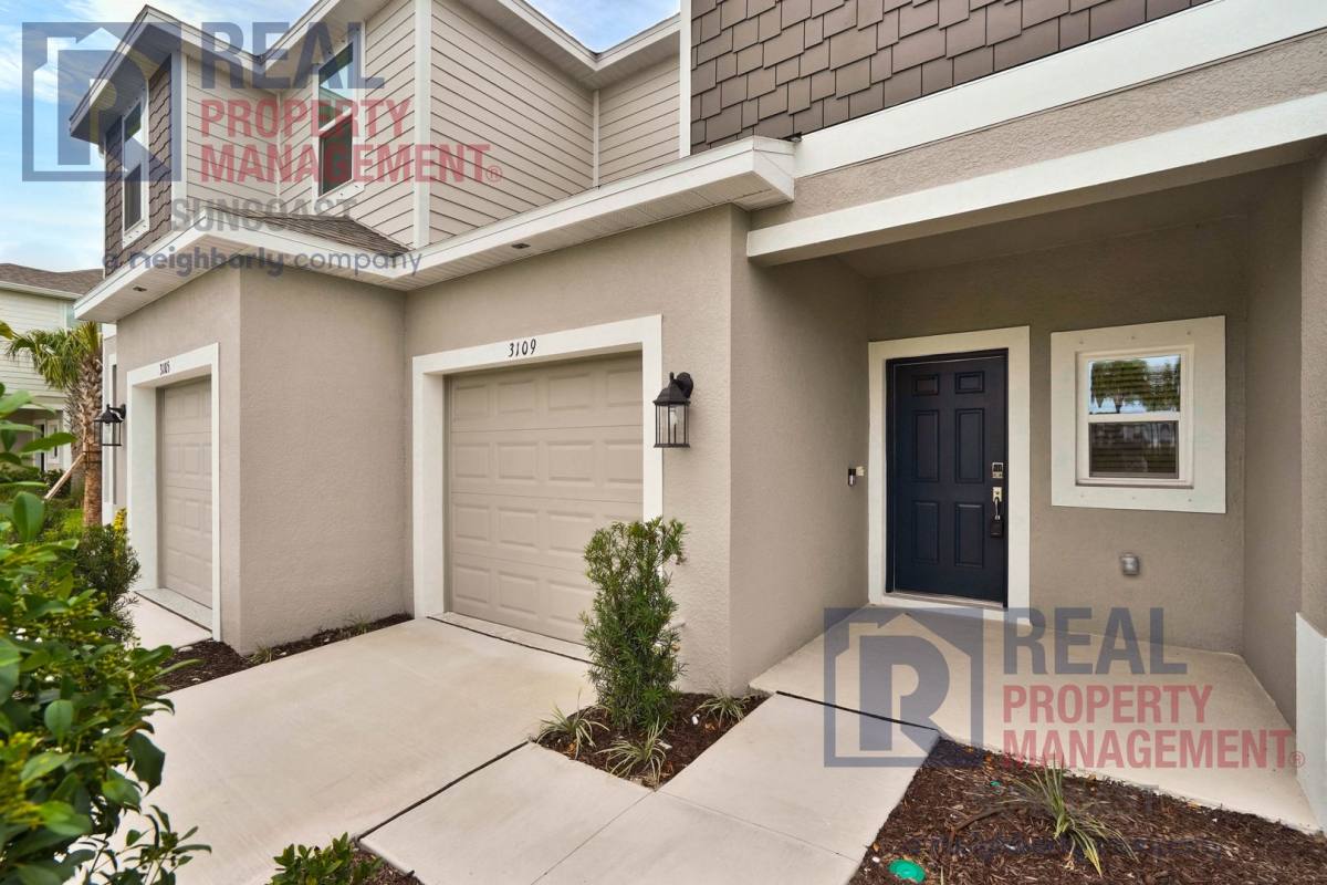 Townhouse for rent at 3109 Novara Lane, Bradenton, FL 34211