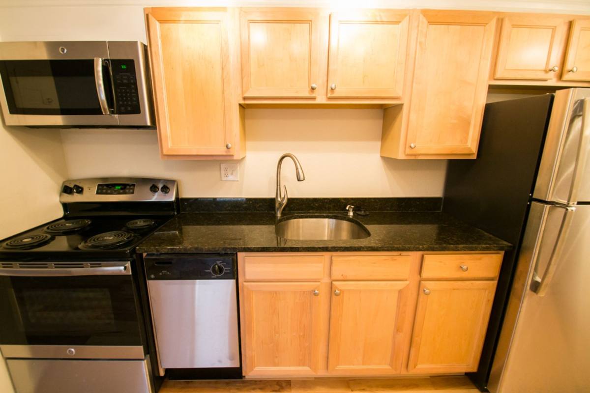 Apartment for rent at 263 N Grant St #101, Denver, CO 80203