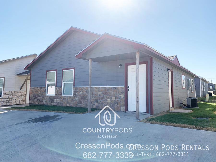Apartment for rent at 9104 Putteet Rd, Cresson, TX 76035