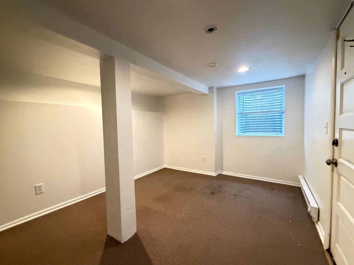 Apartment for rent at 4017 5th Ave NE, Seattle, WA 98105