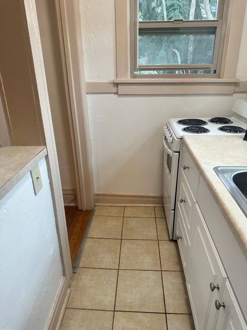 Apartment for rent at 1312 Mill St, Eugene, OR 97401