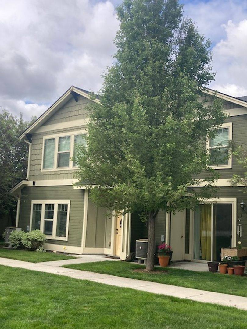 Apartment for rent at 1530 W Ann Taylor St, Meridian, ID 83646