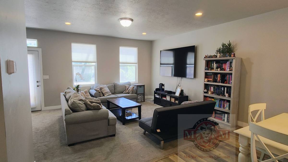 Townhouse for rent at 7887 S 5440 W, West Jordan, UT 84081