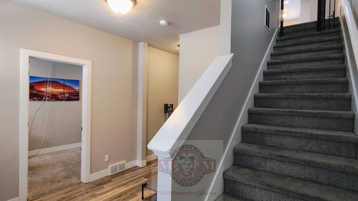 Townhouse for rent at 7887 S 5440 W, West Jordan, UT 84081