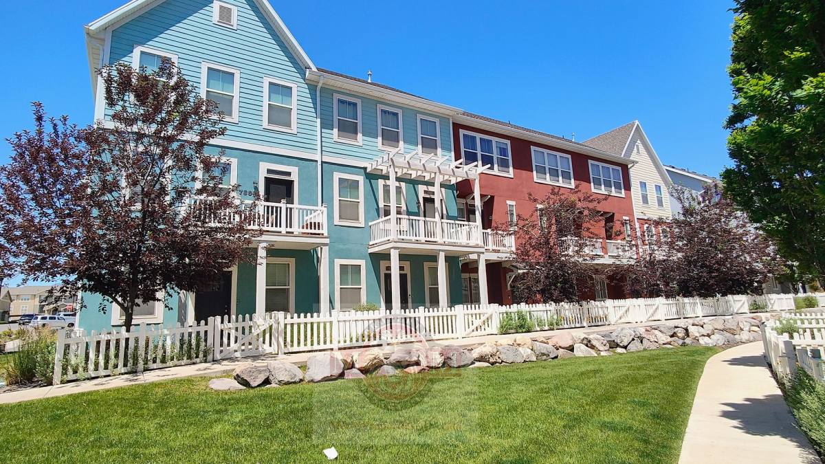 Townhouse for rent at 7887 S 5440 W, West Jordan, UT 84081