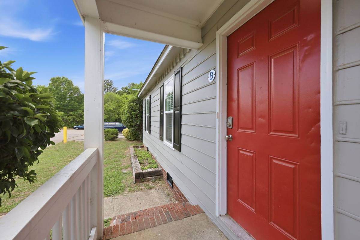 Apartment for rent at 4800 Hoyle Dr, Raleigh, NC 27604