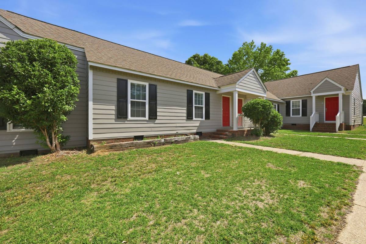 Apartment for rent at 4800 Hoyle Dr, Raleigh, NC 27604