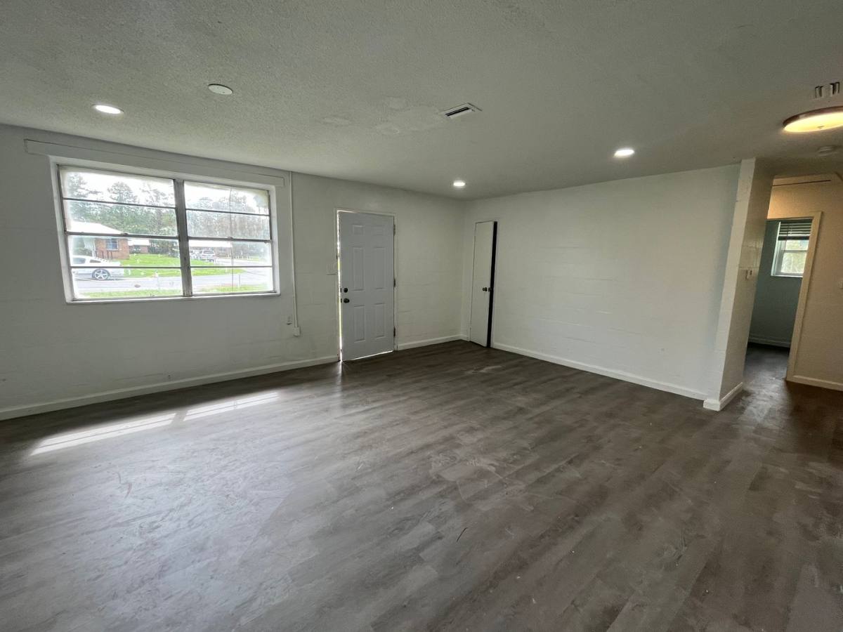 Apartment for rent at 103-198 Horizon Circle SW, Live Oak, FL 32064