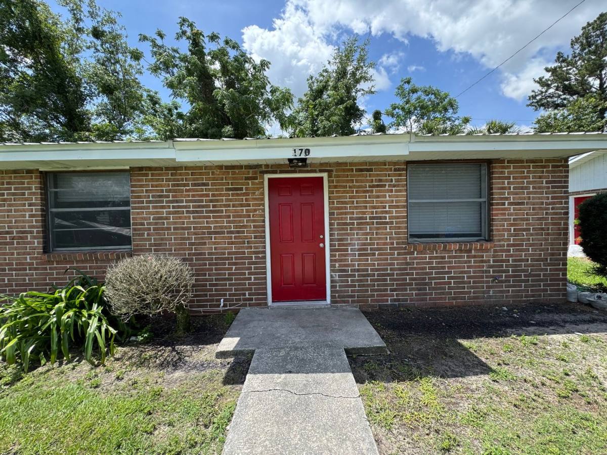 Apartment for rent at 103-198 Horizon Circle SW, Live Oak, FL 32064