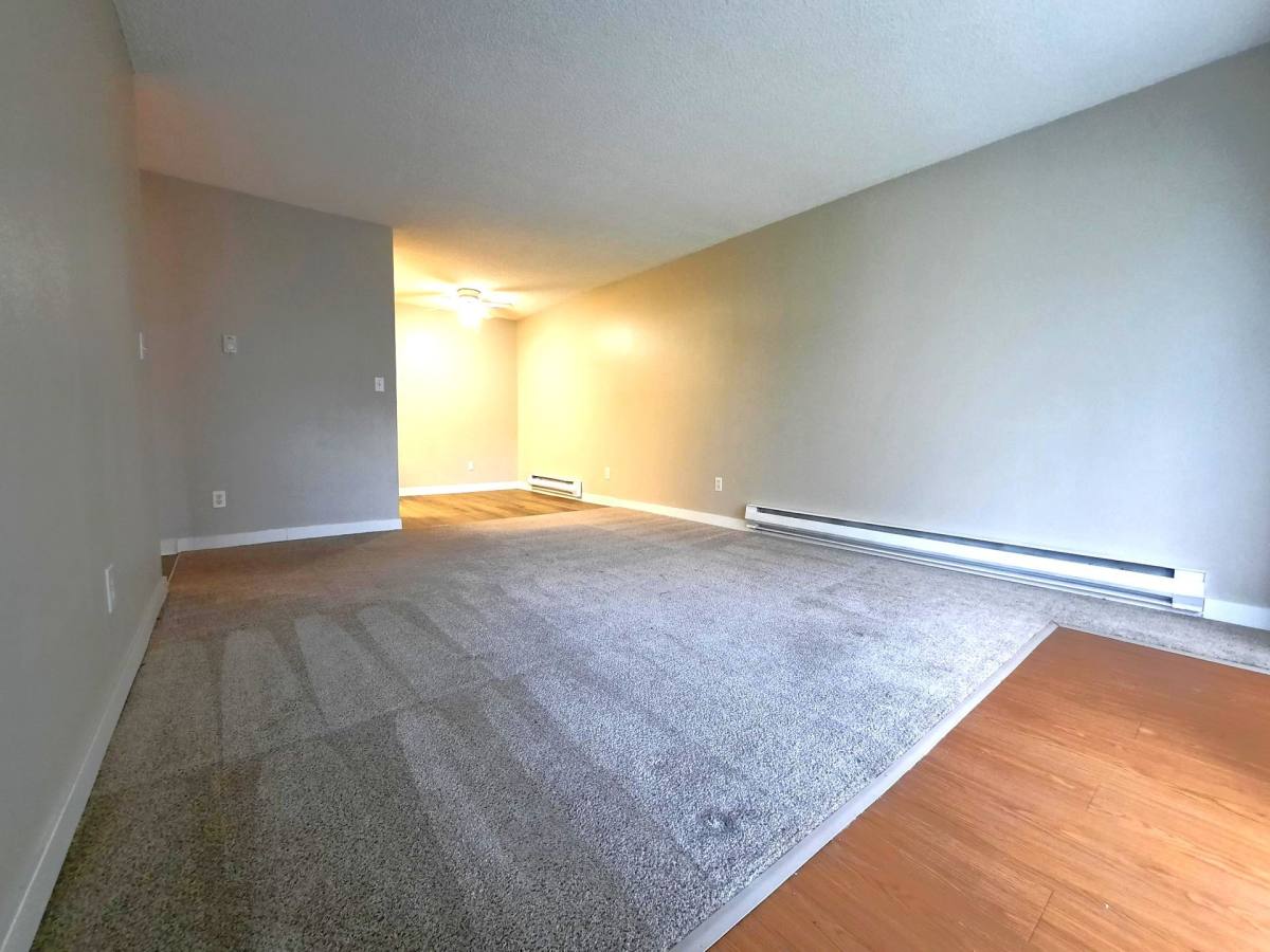 Apartment for rent at 1936 F St SE, Auburn, WA 98002