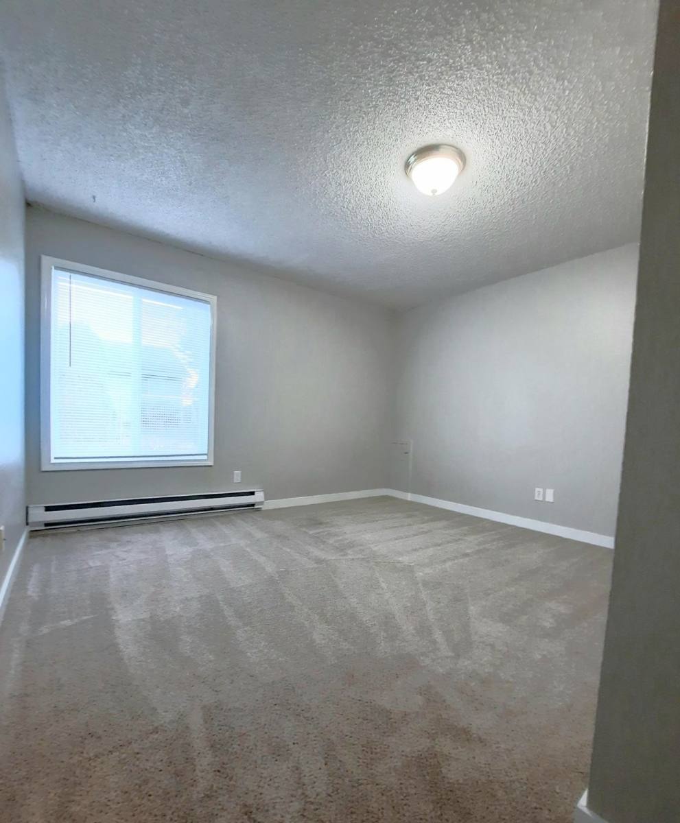 Apartment for rent at 1936 F St SE, Auburn, WA 98002