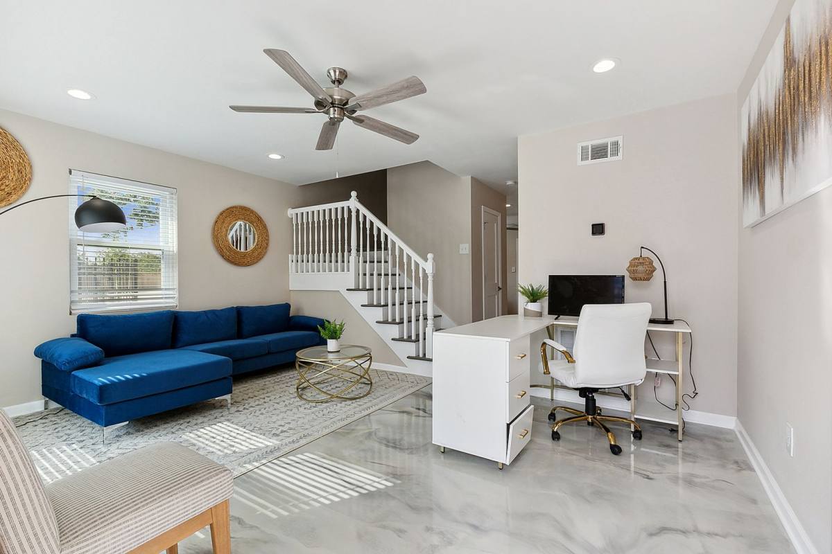 Townhouse for rent at 417-D Sugar Pine St, La Place, LA 70068