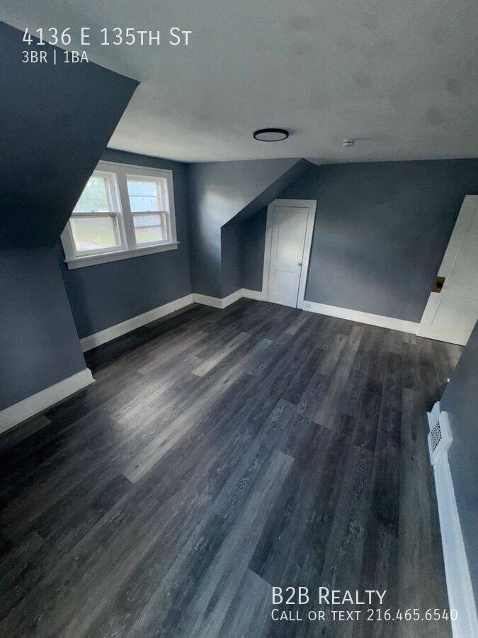 Apartment for rent at 4136 E 135th St, Cleveland, OH 44105