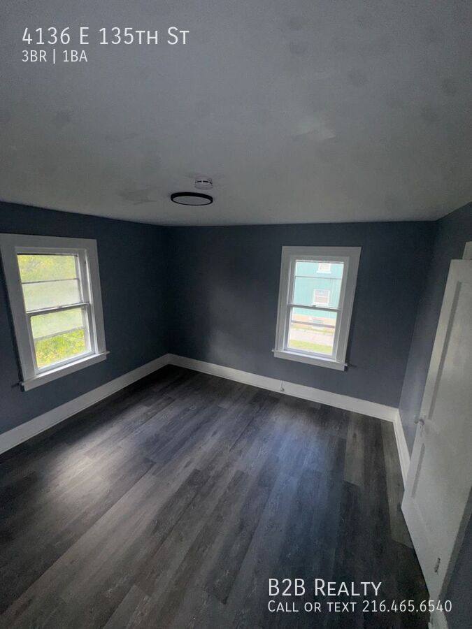 Apartment for rent at 4136 E 135th St, Cleveland, OH 44105