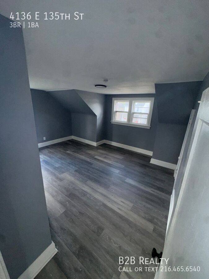 Apartment for rent at 4136 E 135th St, Cleveland, OH 44105