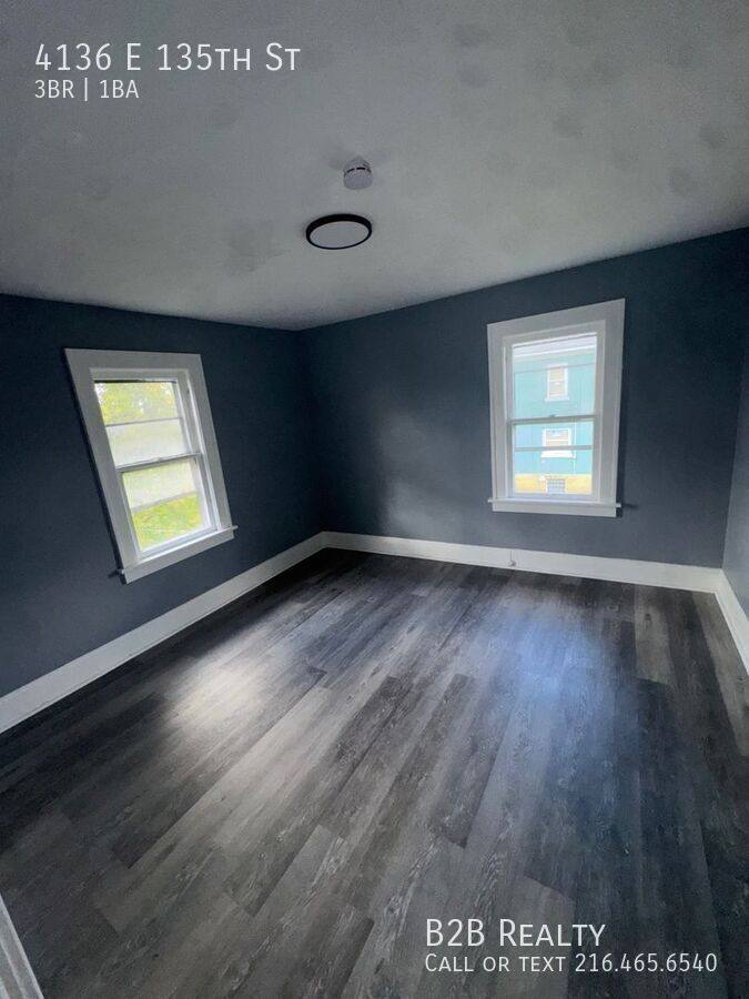 Apartment for rent at 4136 E 135th St, Cleveland, OH 44105