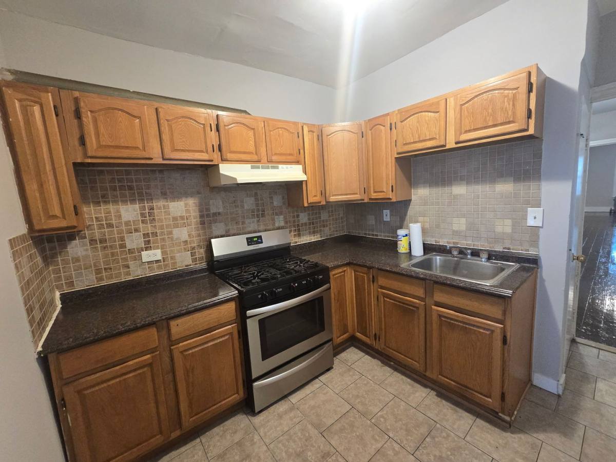 House for rent at 107 Mulberry St, Reading, PA 19601