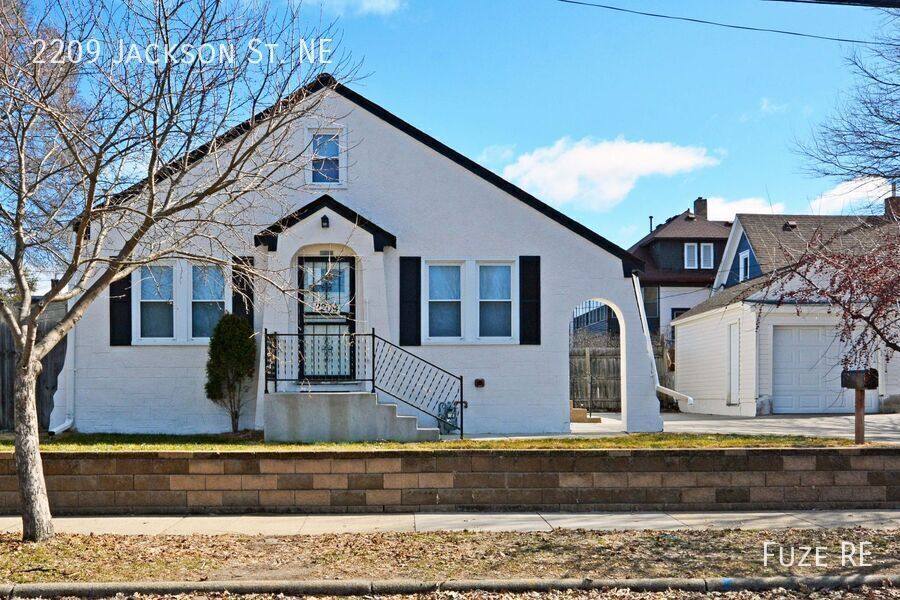 House for rent at 2209 Jackson St NE, Minneapolis, MN 55418