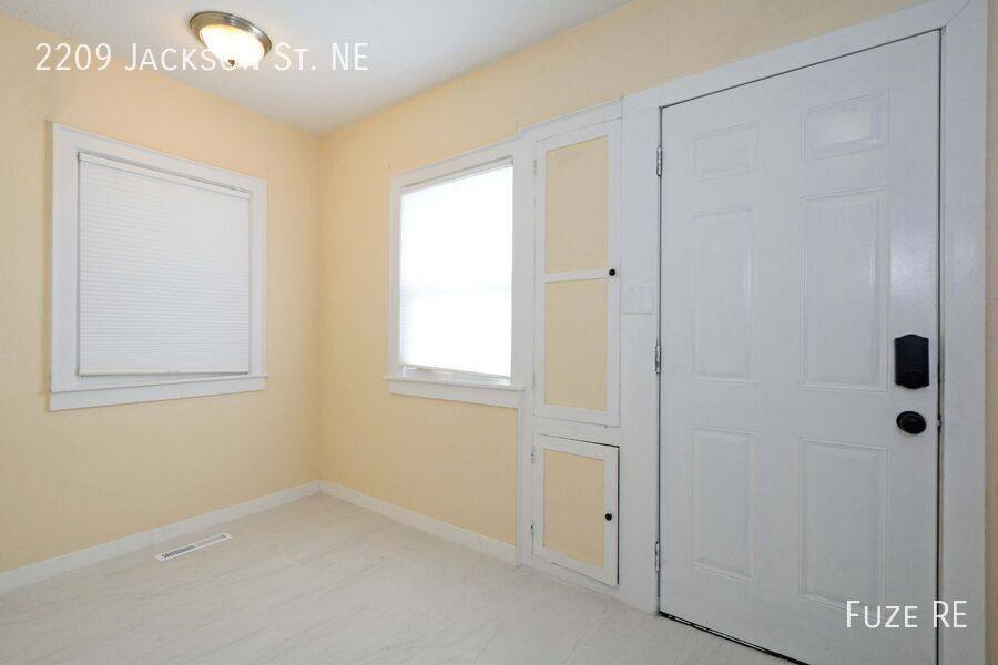 House for rent at 2209 Jackson St NE, Minneapolis, MN 55418