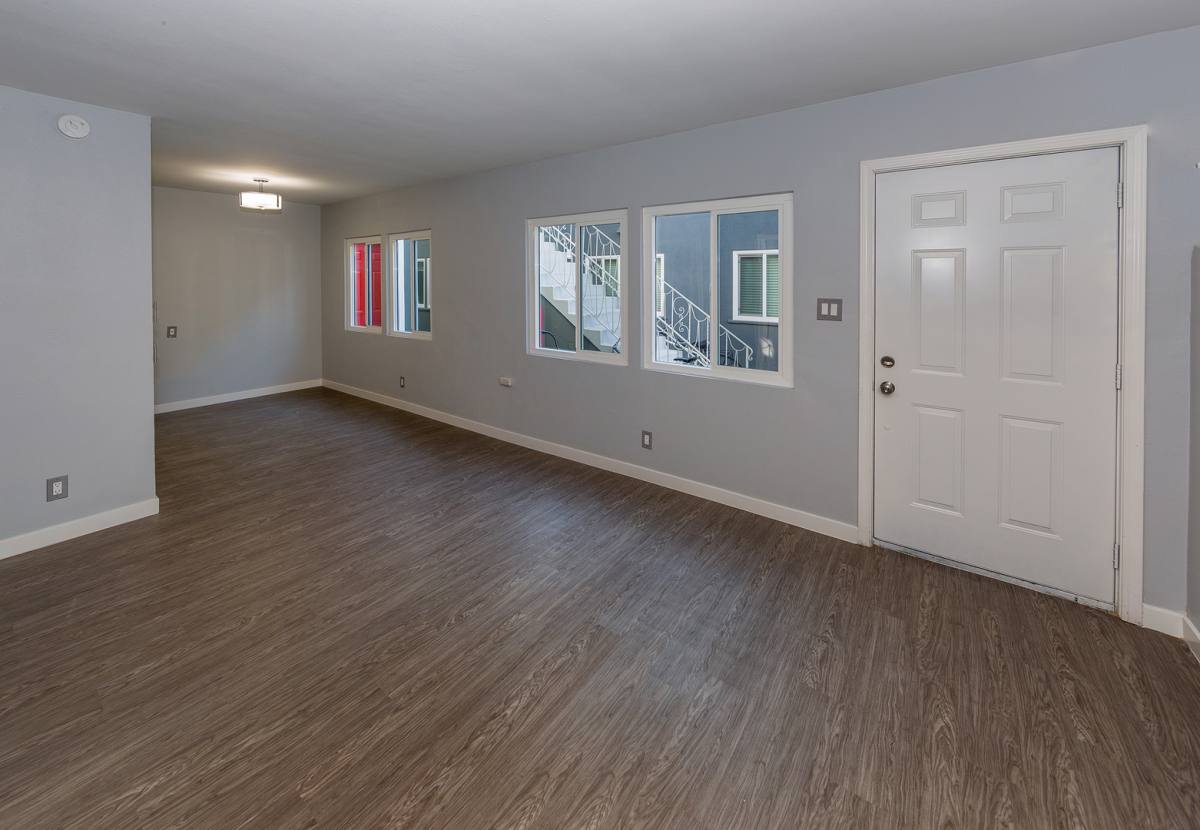 Apartment for rent at 1600-1602 Cedar Ave, Long Beach, CA 90813