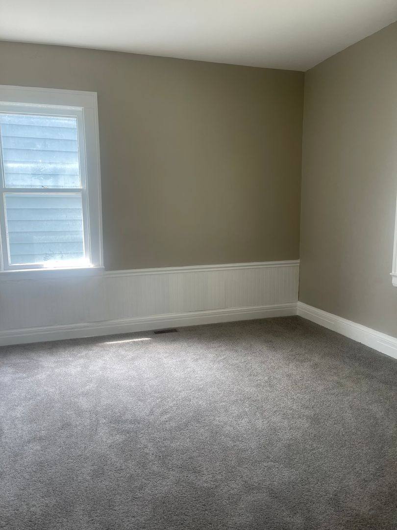 Apartment for rent at 13623 Bennington Ave, Cleveland, OH 44135