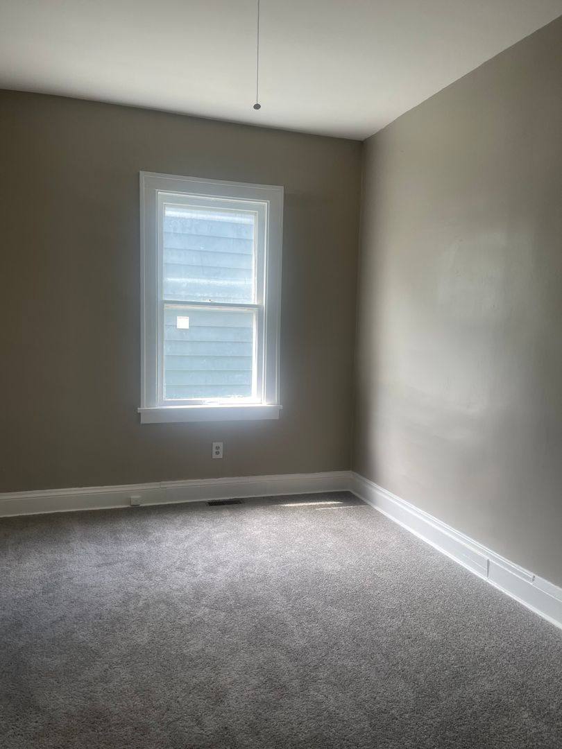 Apartment for rent at 13623 Bennington Ave, Cleveland, OH 44135