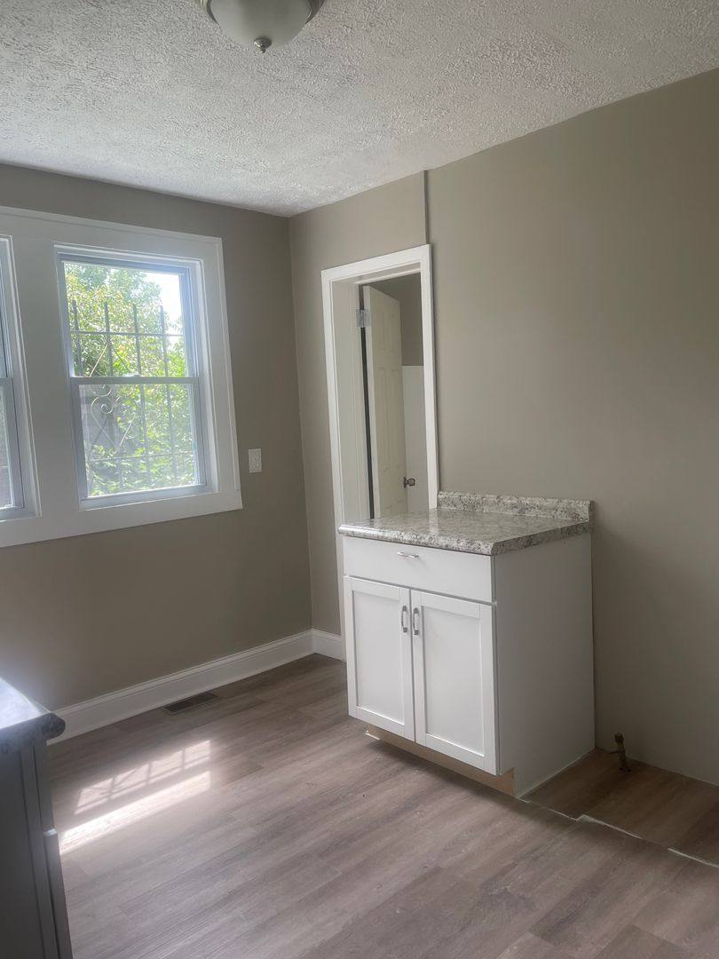 Apartment for rent at 13623 Bennington Ave, Cleveland, OH 44135