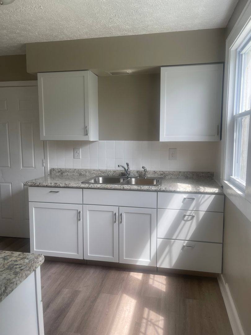 Apartment for rent at 13623 Bennington Ave, Cleveland, OH 44135