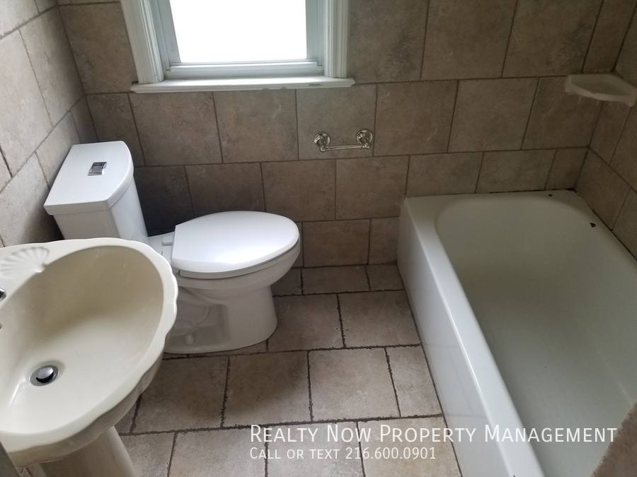House for rent at 2611 Brookdale Ave, Cleveland, OH 44134
